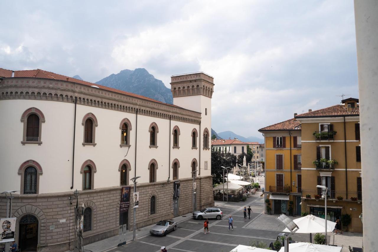 Piazza XX Settembre - Feel The Centre Apartamento Lecco Exterior foto